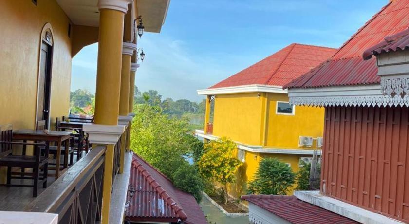 Golden Hotel Dondet Muang Không Exterior foto