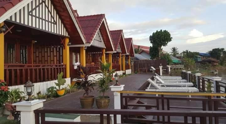 Golden Hotel Dondet Muang Không Exterior foto